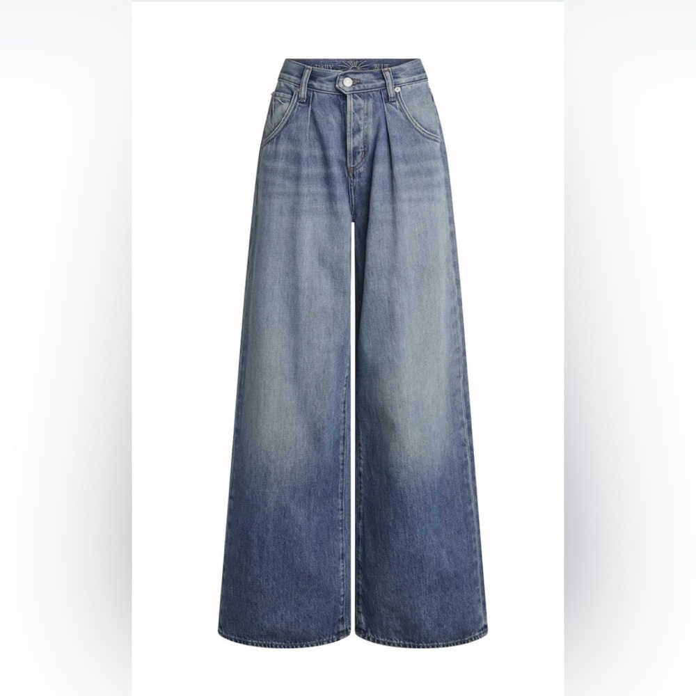 AG Adriano Goldschmied Daily Blue, Viola Jeans Sz 26, SAL is the color blue, NWT